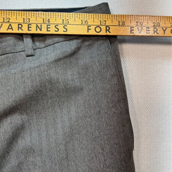 Banana Republic Mens Tailored Slim Fit Pants Size 35x32 Gray Pinstriped Workwear - Picture 7 of 11